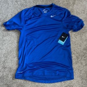 NWT Nike Mens S Shirt
